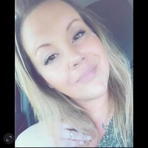 Meet your Posher, Angie